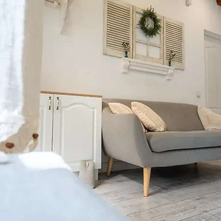 The Hedgehog Boutique House & Garden *