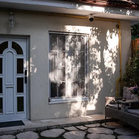 Lejlighed The Hedgehog Boutique House & Garden