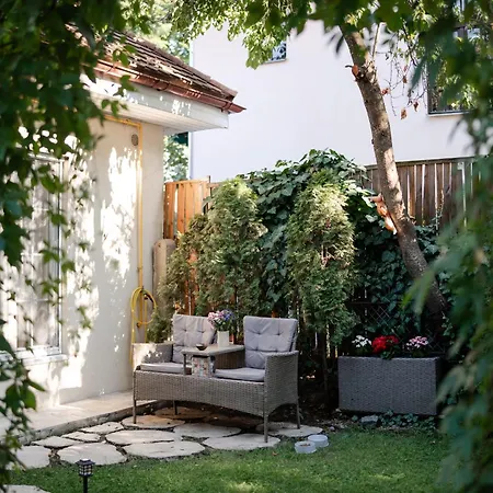 The Hedgehog Boutique House & Garden *