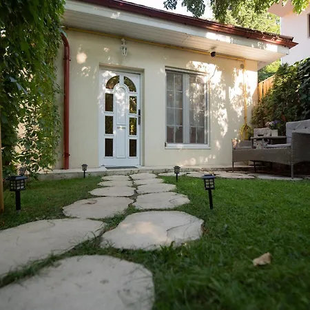 The Hedgehog Boutique House & Garden *